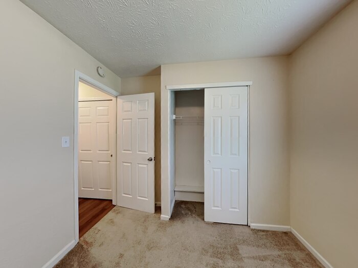 Building Photo - 6110 Epperson Dr