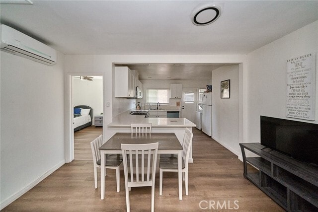 Building Photo - 8736 Ramsgate Ave