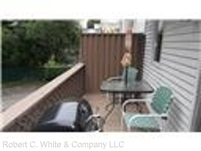 Building Photo - 2 br, 1.5 bath House - 29 Colonial Village
