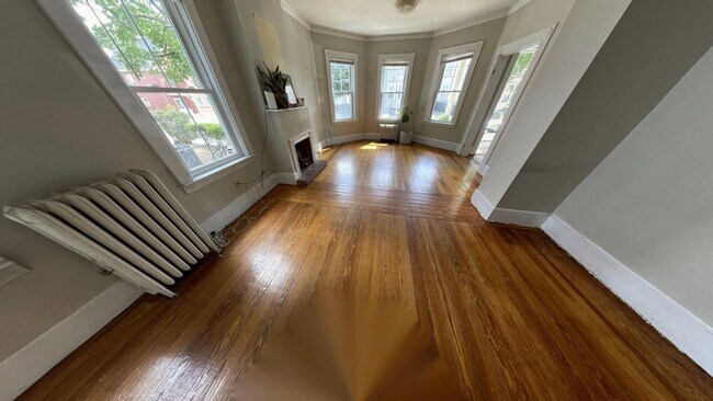 Building Photo - 5 Durham St