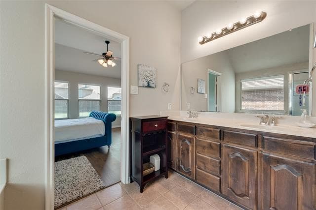 Building Photo - 10413 Canyon Lake View