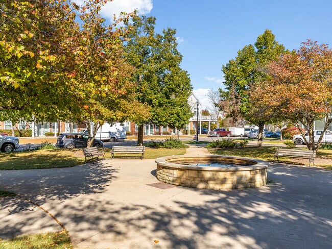 Building Photo - 1053 Symphony Dr