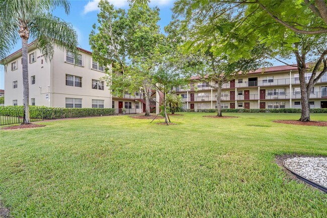 Building Photo - 150 SW 134th Way