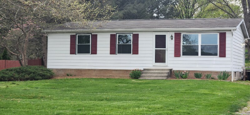 Primary Photo - 2314 N Penryn Rd