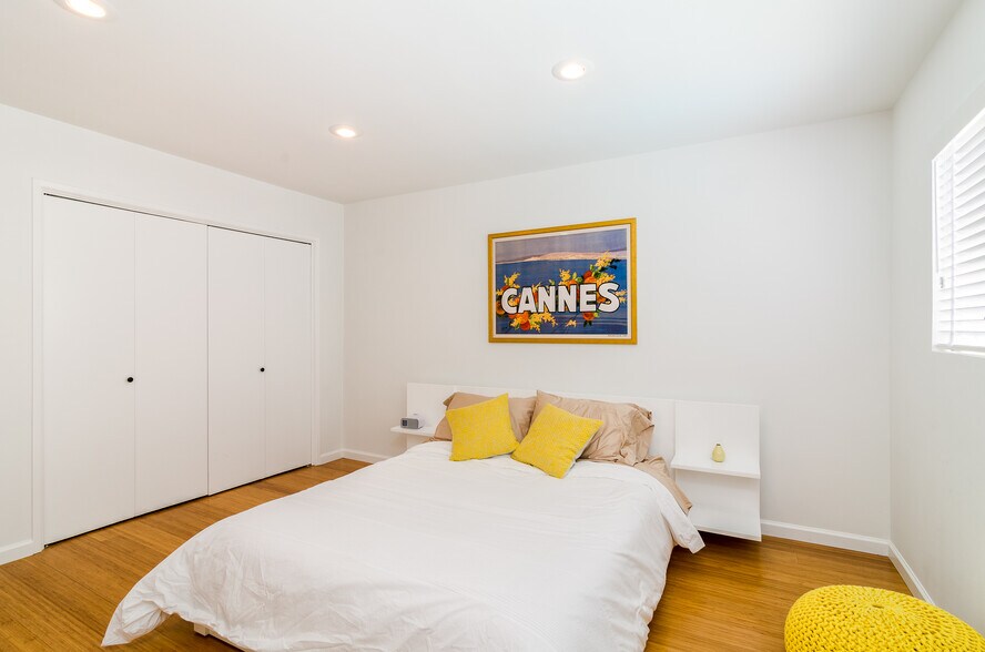 Building Photo - 22626 Pacific Coast Hwy