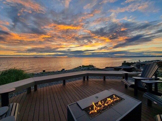 Building Photo - 4183 Sucia Dr