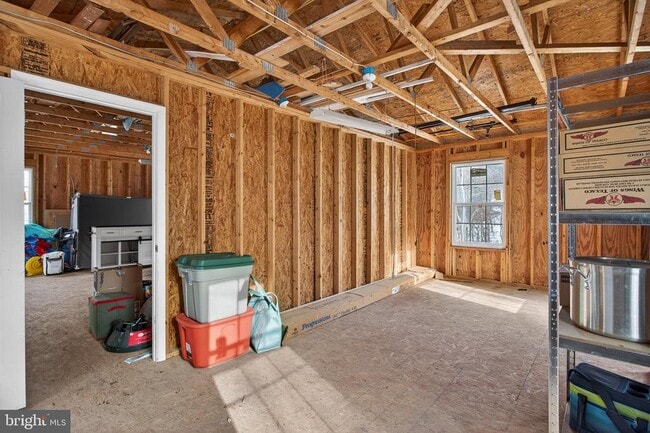 Building Photo - 1238 Logger Dr