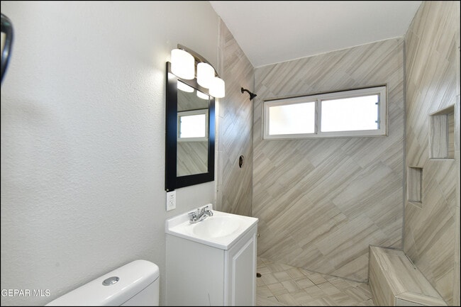 Building Photo - 9143 Matterhorn Dr