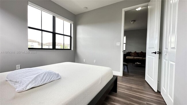 Building Photo - 3278 W 97th Terrace