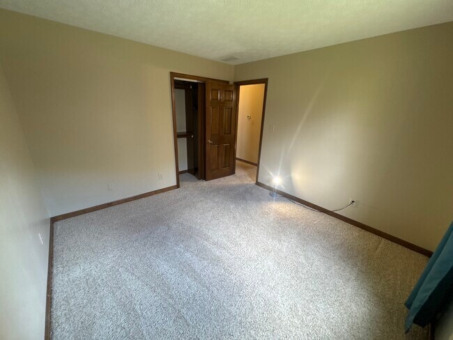 Building Photo - 9229 Westdrum Ct