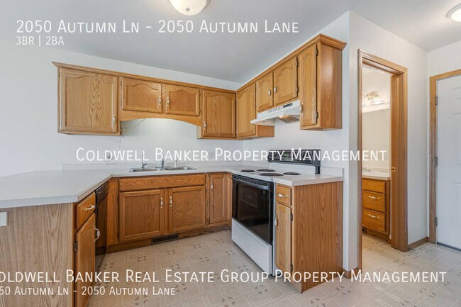 Building Photo - 2050 Autumn Ln