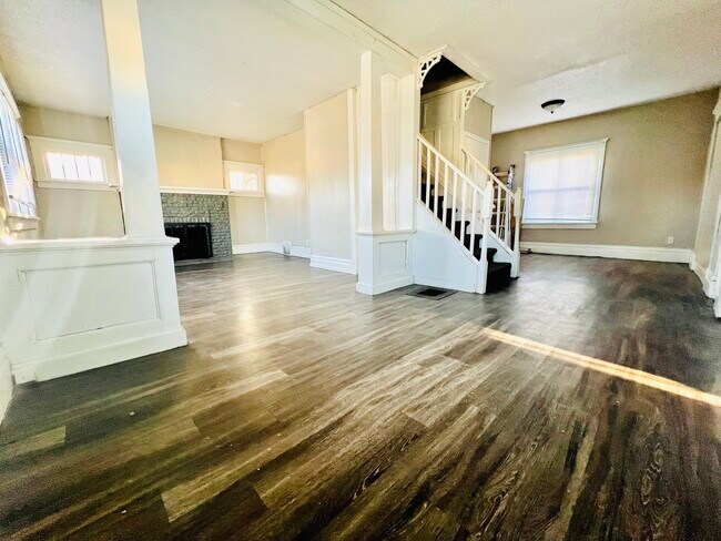 Dining Room - 604 Burton Ave