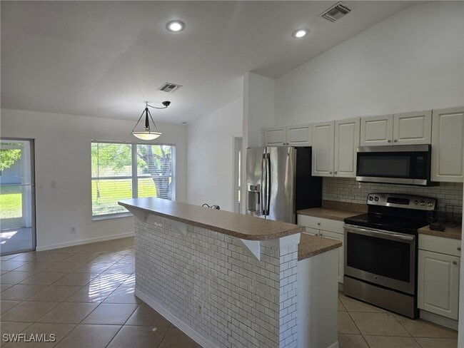 Building Photo - 4325 Garden Blvd