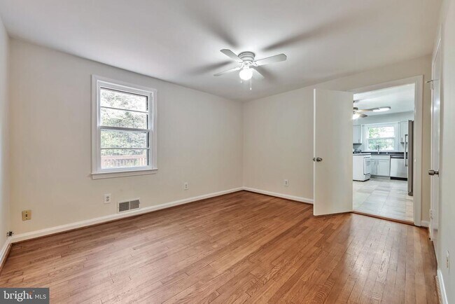 Building Photo - 3307 Beechtree Ln