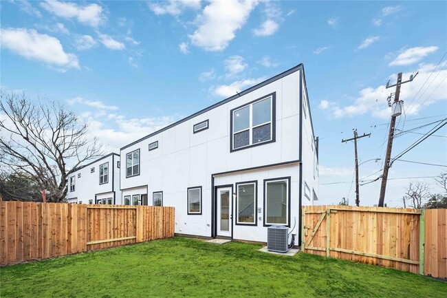 Building Photo - 8107 Calhoun Rd