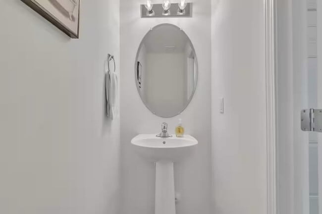 Building Photo - 2017 Peggy Joe Wy