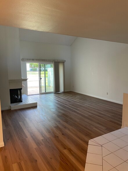 Living Room - 1321 Calle Lozano