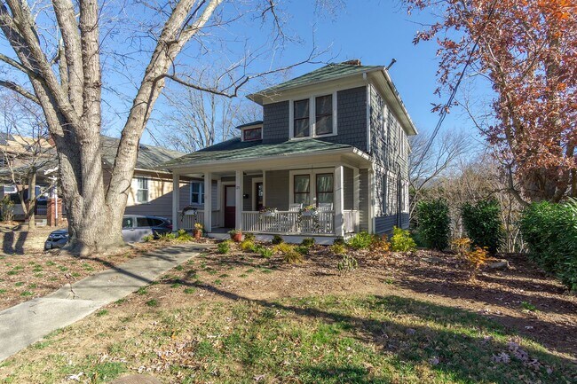 Building Photo - Montford Furnished Rental