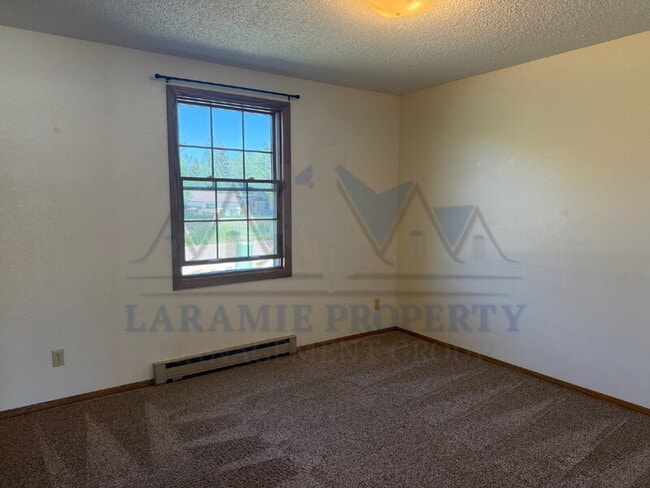 Building Photo - 1711 Fetterman Dr