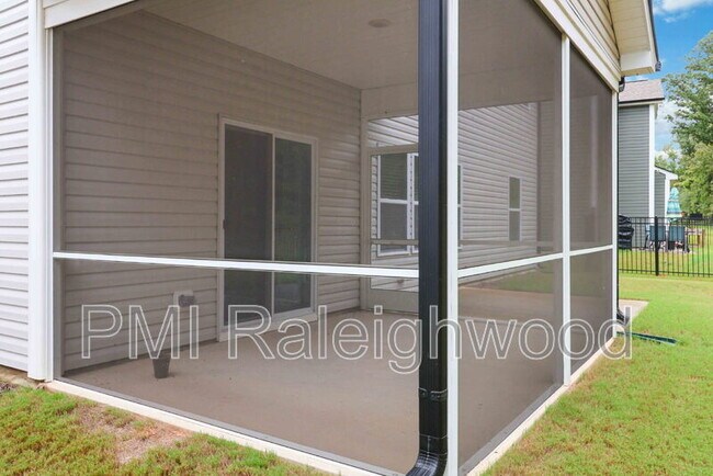 Building Photo - 396 Bent Willow Dr