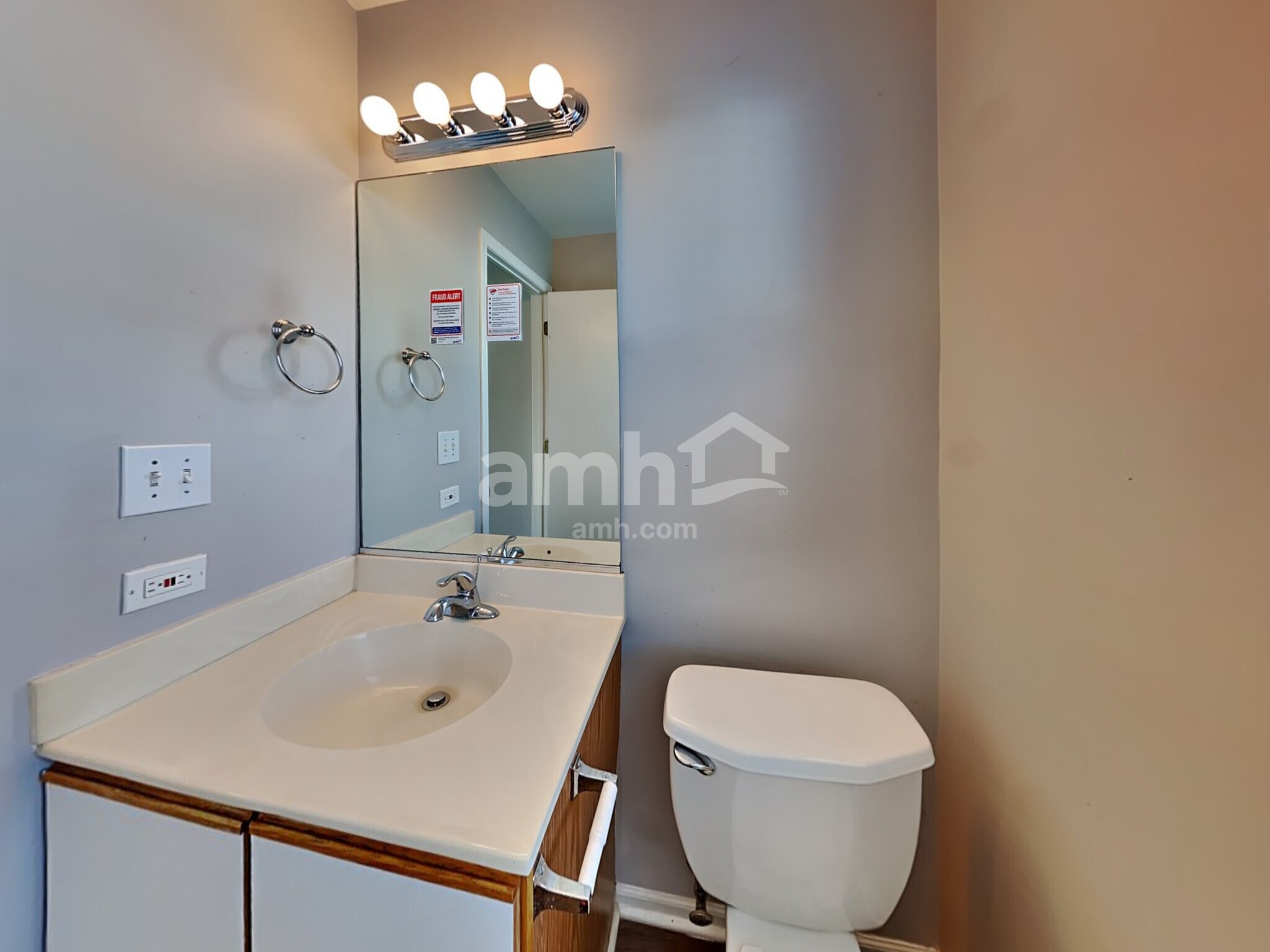 Building Photo - 300 Annandale Dr
