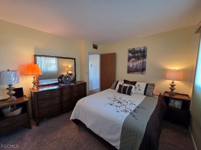 Building Photo - 335 Joel Blvd