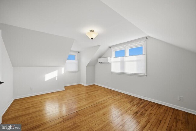 Building Photo - 405 Wegner Ave