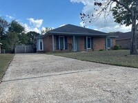 Building Photo - Splendid!