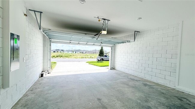 Building Photo - 5157 Green Belt Dr