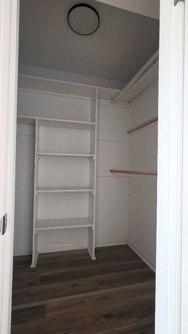 Building Photo - 133 Seminole Ave