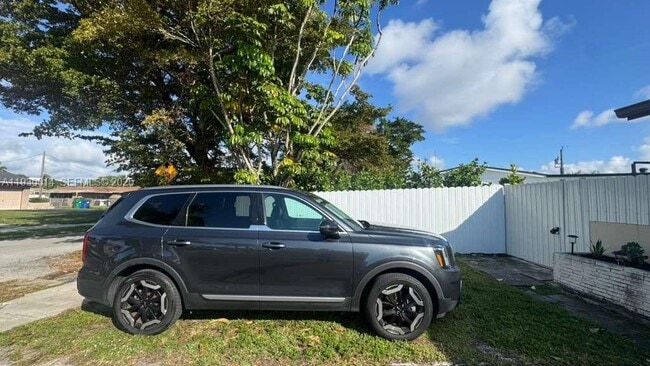 Building Photo - 20811 NW Miami Pl