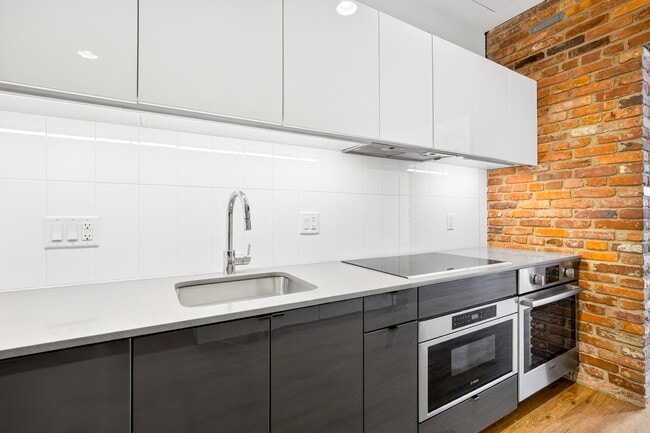 Building Photo - 57 N St NW