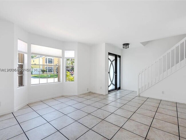Building Photo - 5800 Rambler Rose Way
