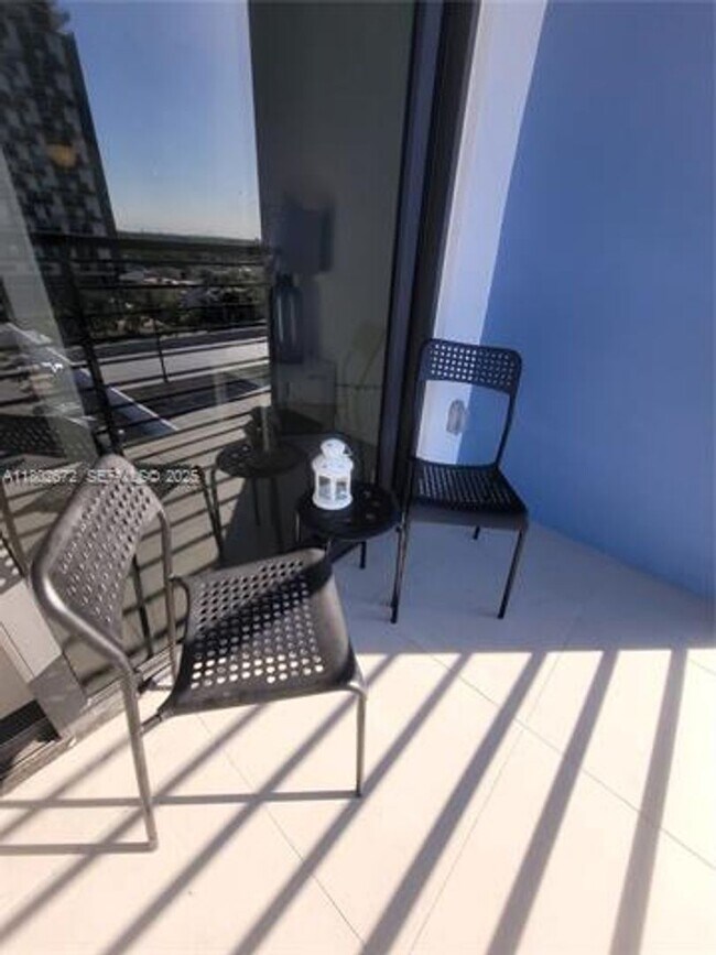 Building Photo - 5350 NW 84th Ave