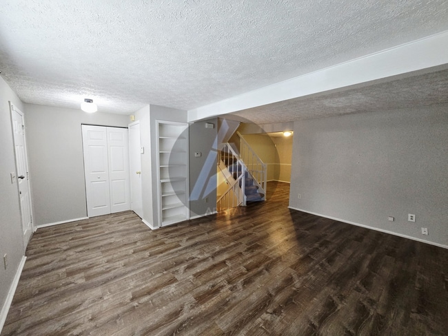 Building Photo - 8834 Long Beach Cir