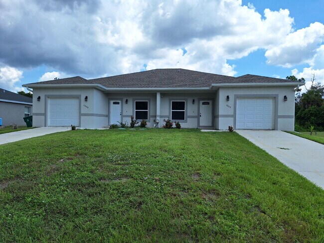Building Photo - Available with ZERO DEPOSIT MOVE-IN!