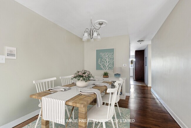 Building Photo - 1921 Harrison St