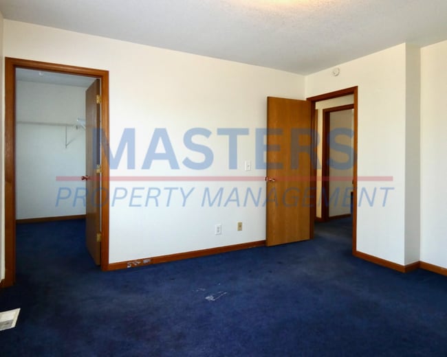 Building Photo - 2242 Kent St