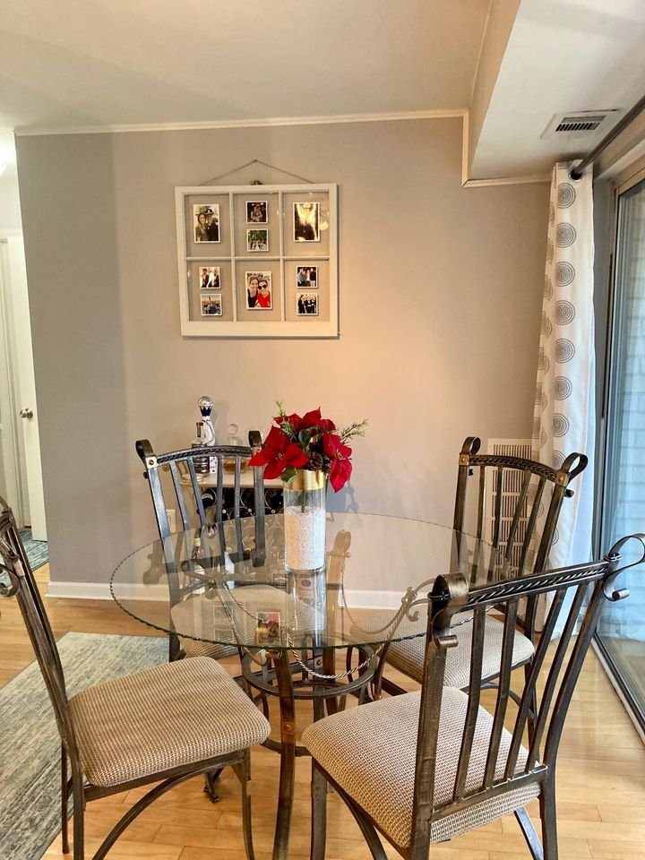 Building Photo - 12209 Braxfield Ct