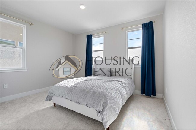 Building Photo - New Construction Executive Rental Home in ...