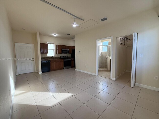 Building Photo - 17067 SW 93rd St