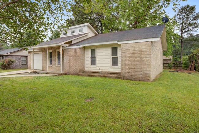 Building Photo - 105 Wadmalaw Cir