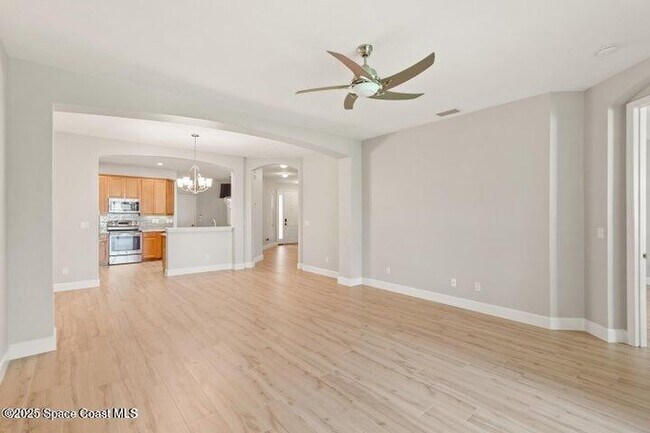 Building Photo - 5720 Claiborne St