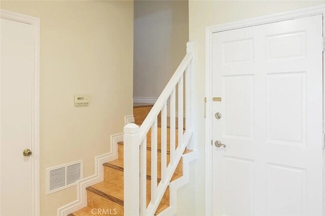 Building Photo - 11115 Slater Ave