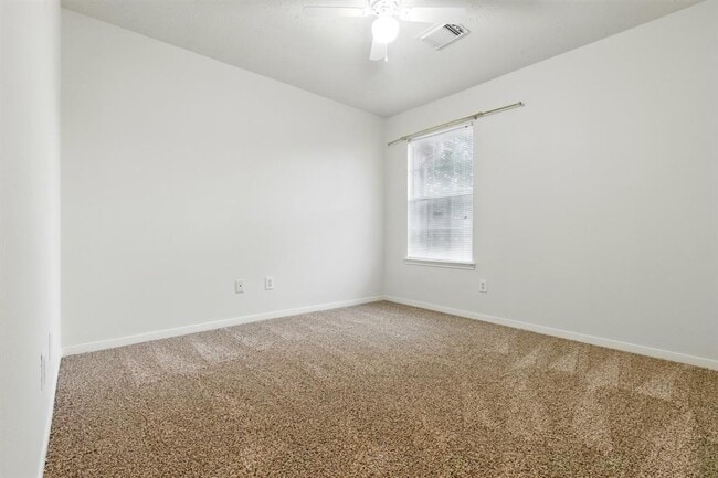 Building Photo - 5930 Hollister Cole
