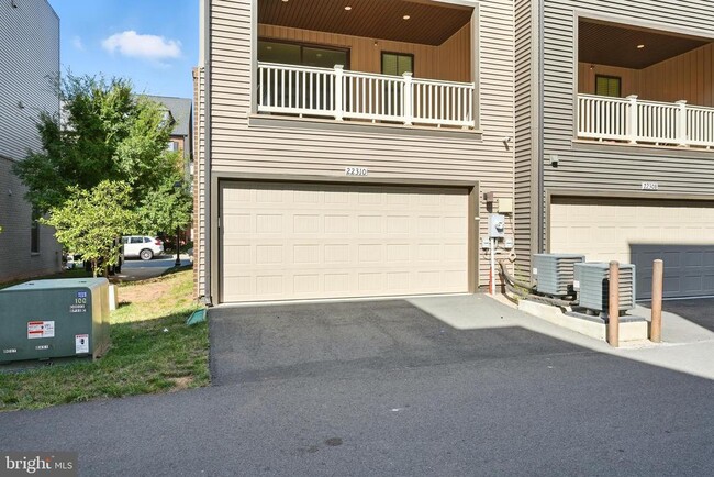 Building Photo - 22310 Seabring Terrace