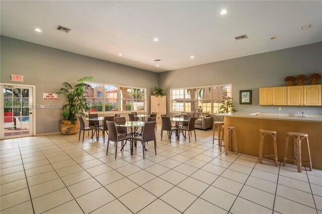 Building Photo - 7733 SW 94th Ln