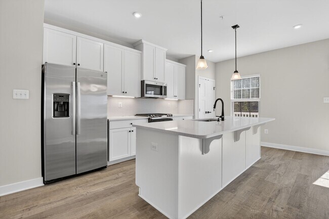 Building Photo - 19753 Grn Vlg Dr