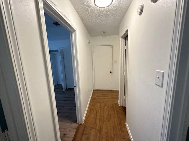 Building Photo - 3315 Honey Creek Dr