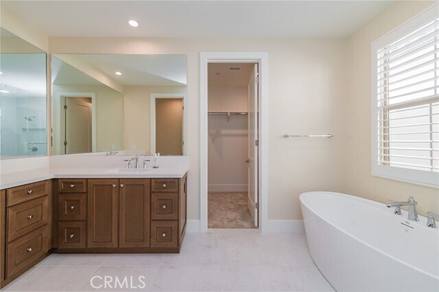 Building Photo - 58 Longchamp